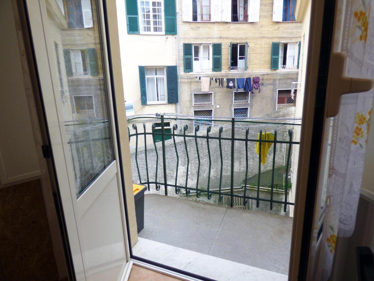 Casa Maura - 2 Passi Nella Storia Apartment เจนัว ภายนอก รูปภาพ