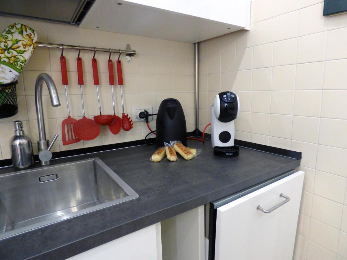Casa Maura - 2 Passi Nella Storia Apartment เจนัว ภายนอก รูปภาพ